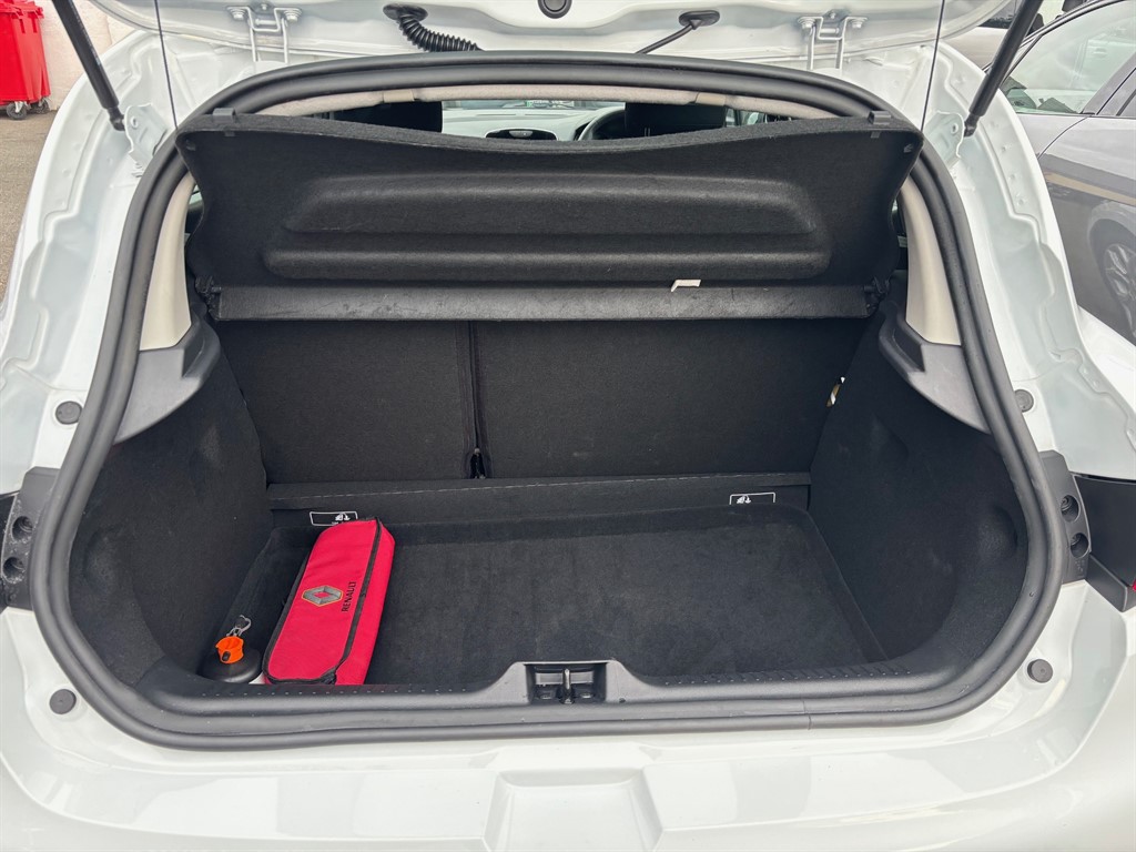 Used Renault Clio 2018 for sale - 77406591: Photo 9