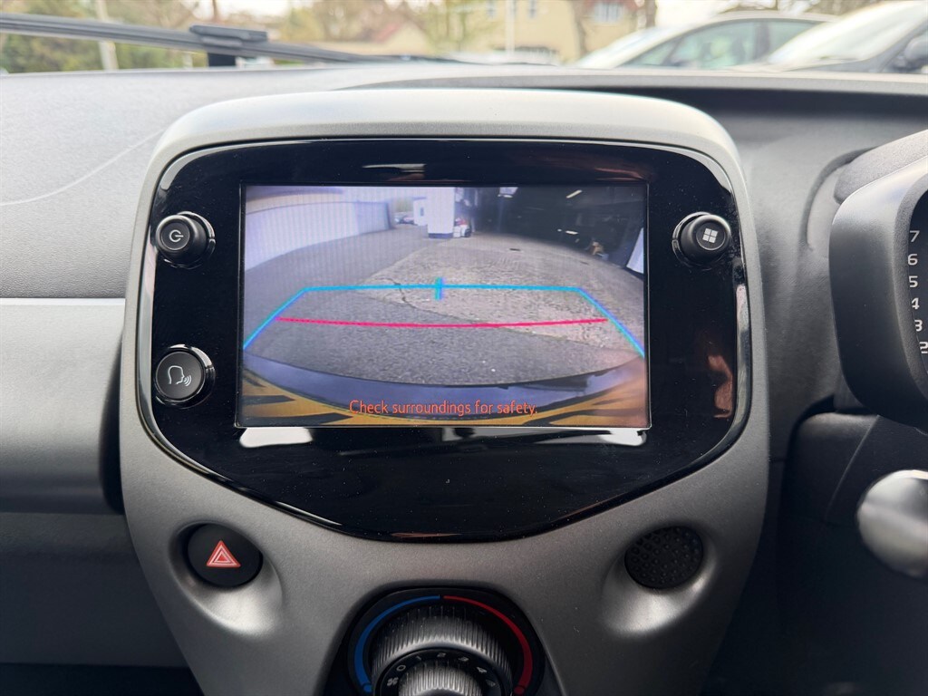 Used Toyota AYGO 2021 for sale - 77995399: Photo 6