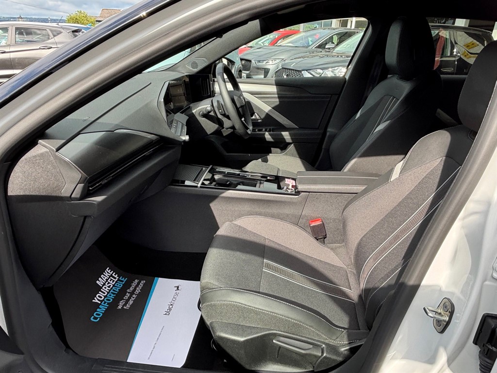 Used Vauxhall Astra 2024 for sale - 76840313: Photo 11