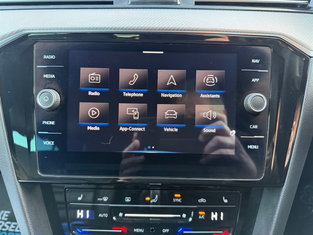 Used Volkswagen Passat 2023 for sale - 77492933: Photo 9