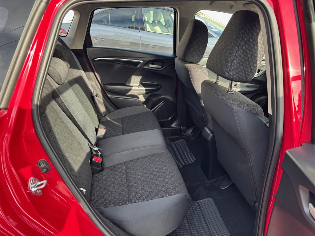 Used Honda Jazz 2016 for sale - 76840318: Photo 10