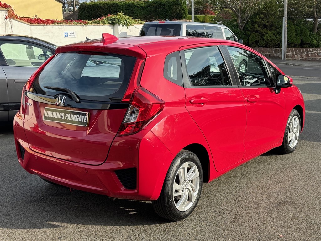 Used Honda Jazz 2016 for sale - 76840318: Photo 3