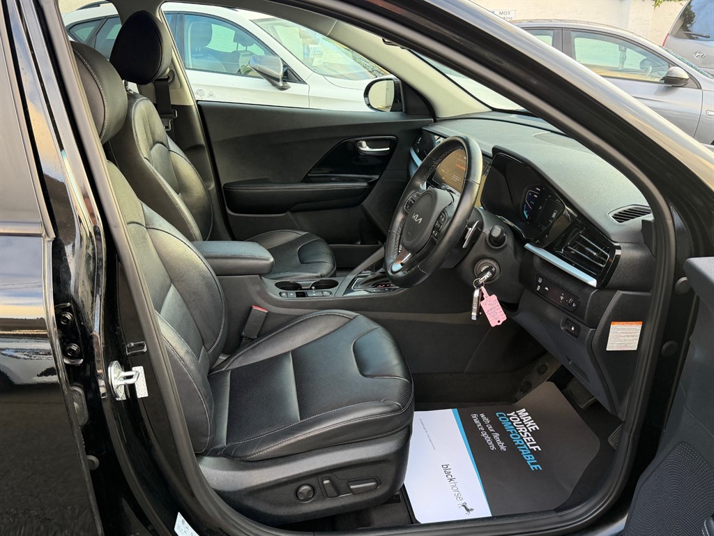 Used Kia Niro 2021 for sale - 76835104: Photo 4