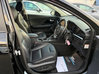 Used Kia Niro 2021 for sale - 76835104: Photo