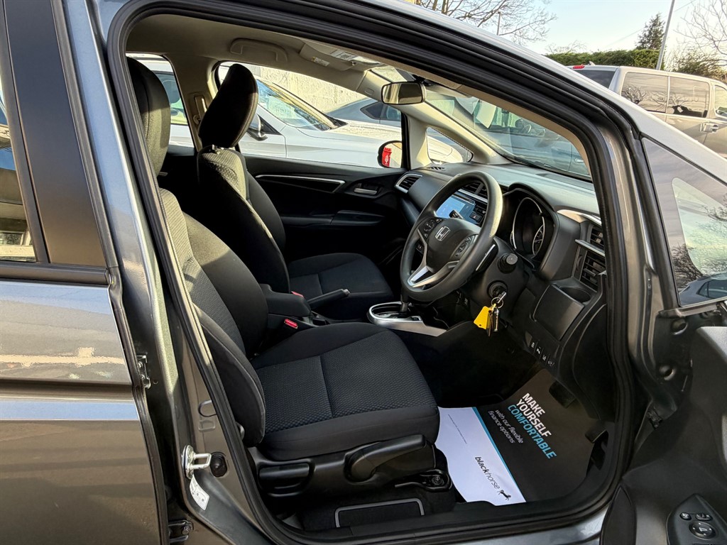 Used Honda Jazz 2020 for sale - 76978076: Photo 4