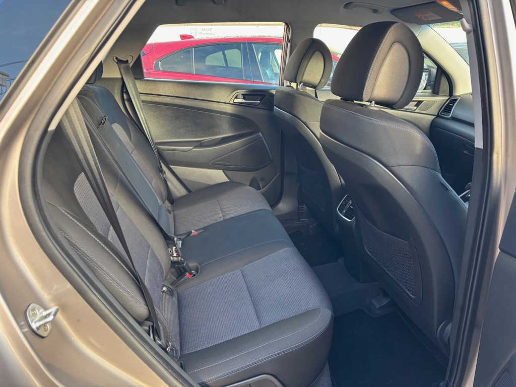 Used Hyundai TUCSON 2017 for sale - 76840309: Photo 11