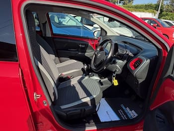 Used Toyota AYGO 2019 for sale - 79756658: Photo