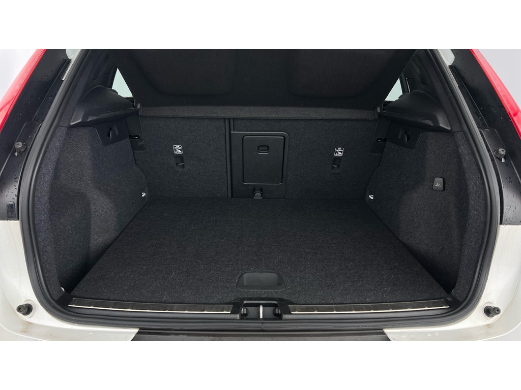 Used Volvo XC40 2022 for sale - 76835115: Photo 6