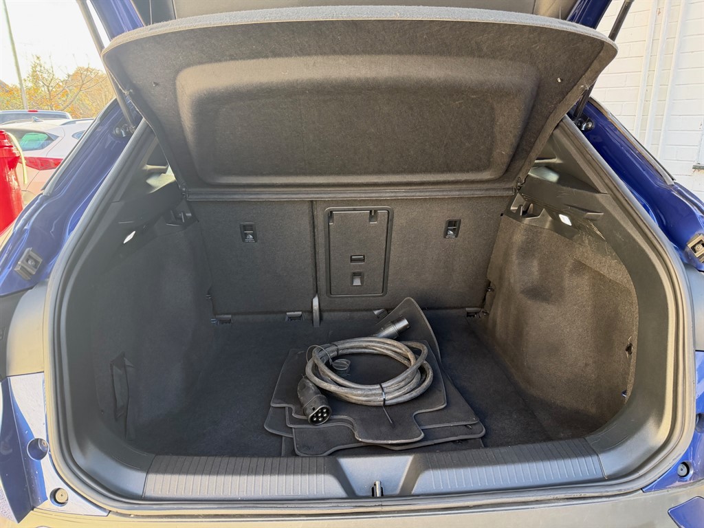 Used Volkswagen ID.4 2021 for sale - 76835114: Photo 9