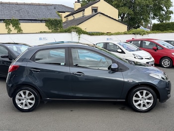 Used Mazda Mazda2 2010 for sale - 78610395: Photo
