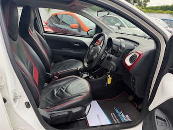 Used Toyota AYGO 2017 for sale - 79756657: Photo
