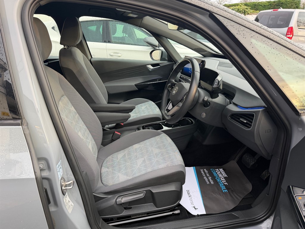 Used Volkswagen ID.3 2022 for sale - 76835120: Photo 4