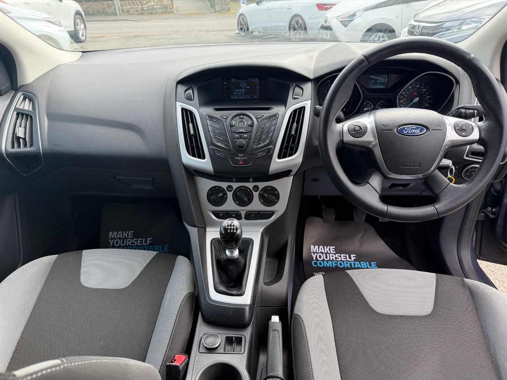 Used Ford Focus 2013 for sale - 78042399: Photo 5