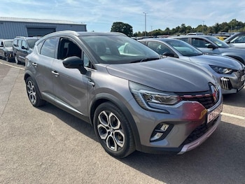 Used Renault Captur 2023 for sale - 79469450: Photo
