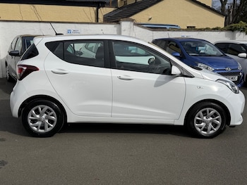 Used Hyundai i10 2019 for sale - 78677223: Photo