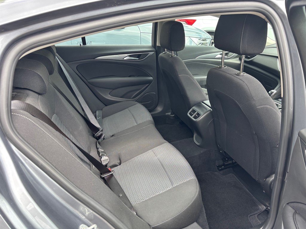 Used Vauxhall Insignia 2021 for sale - 76835084: Photo 9