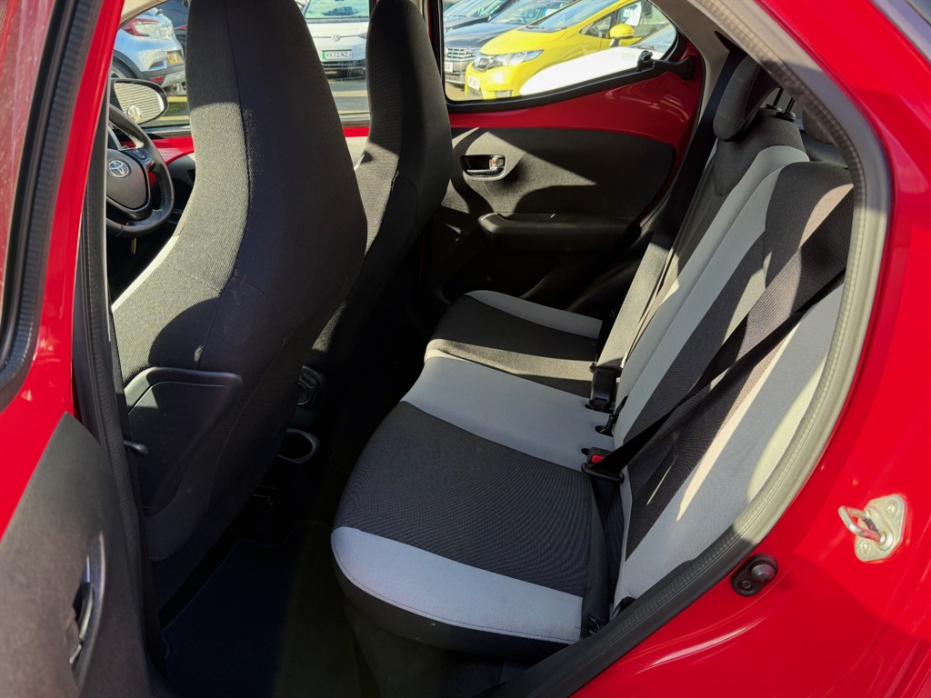 Used Toyota AYGO 2016 for sale - 77556990: Photo 10