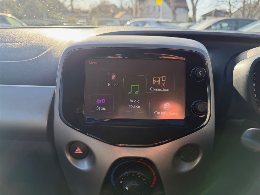 Used Toyota AYGO 2016 for sale - 77556990: Photo 8