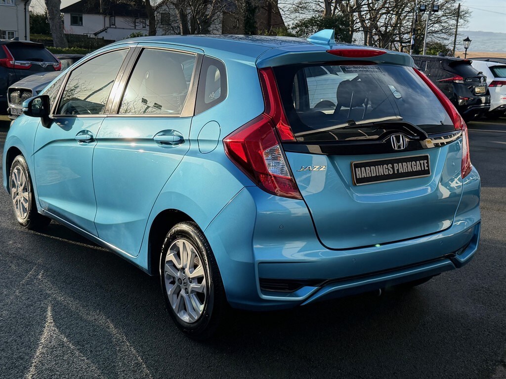 Used Honda Jazz 2018 for sale - 77450107: Photo 16