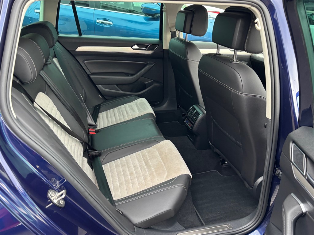 Used Volkswagen Passat 2019 for sale - 76840310: Photo 12