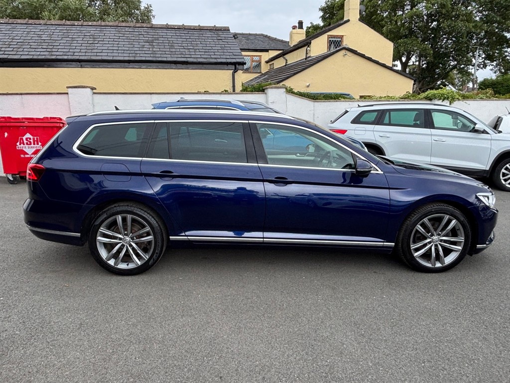 Used Volkswagen Passat 2019 for sale - 76840310: Photo 3