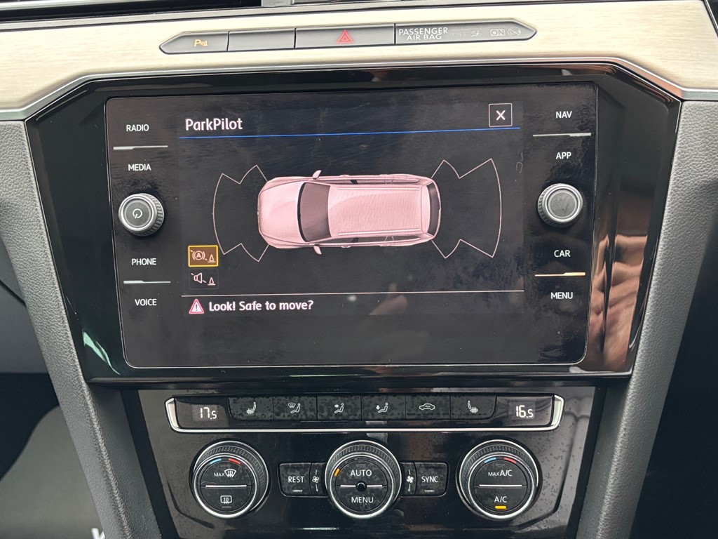 Used Volkswagen Passat 2019 for sale - 76840310: Photo 8