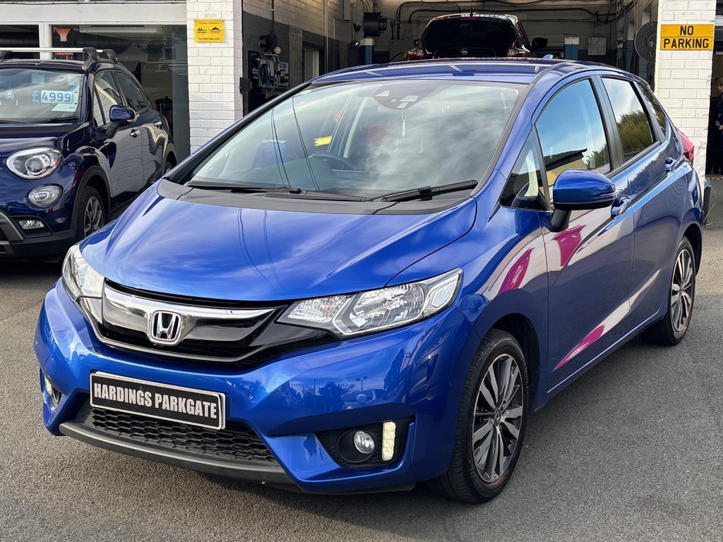 Used Honda Jazz 2017 for sale - 76840302: Photo 17