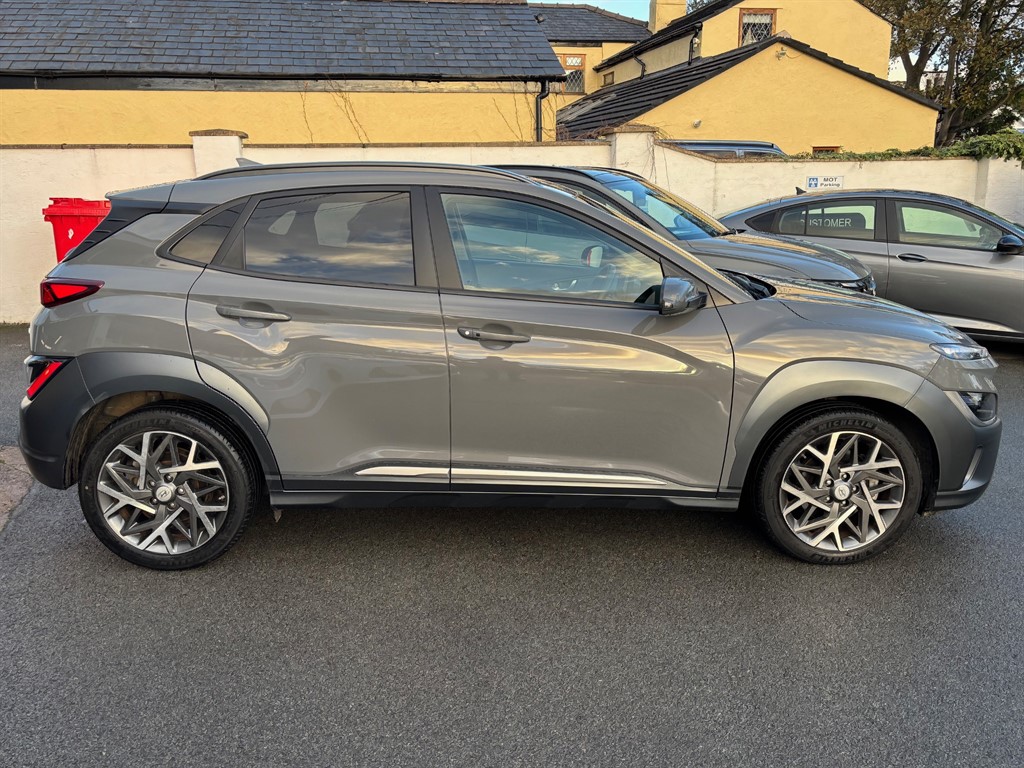 Used Hyundai KONA 2021 for sale - 76840326: Photo 3