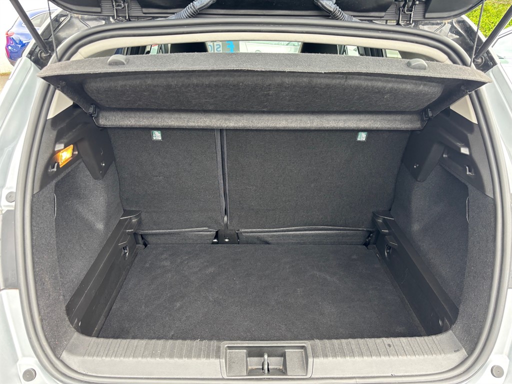 Used Renault Captur 2022 for sale - 76835121: Photo 12