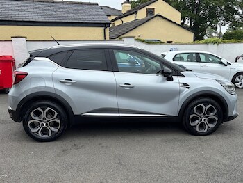 Used Renault Captur 2022 for sale - 76835121: Photo