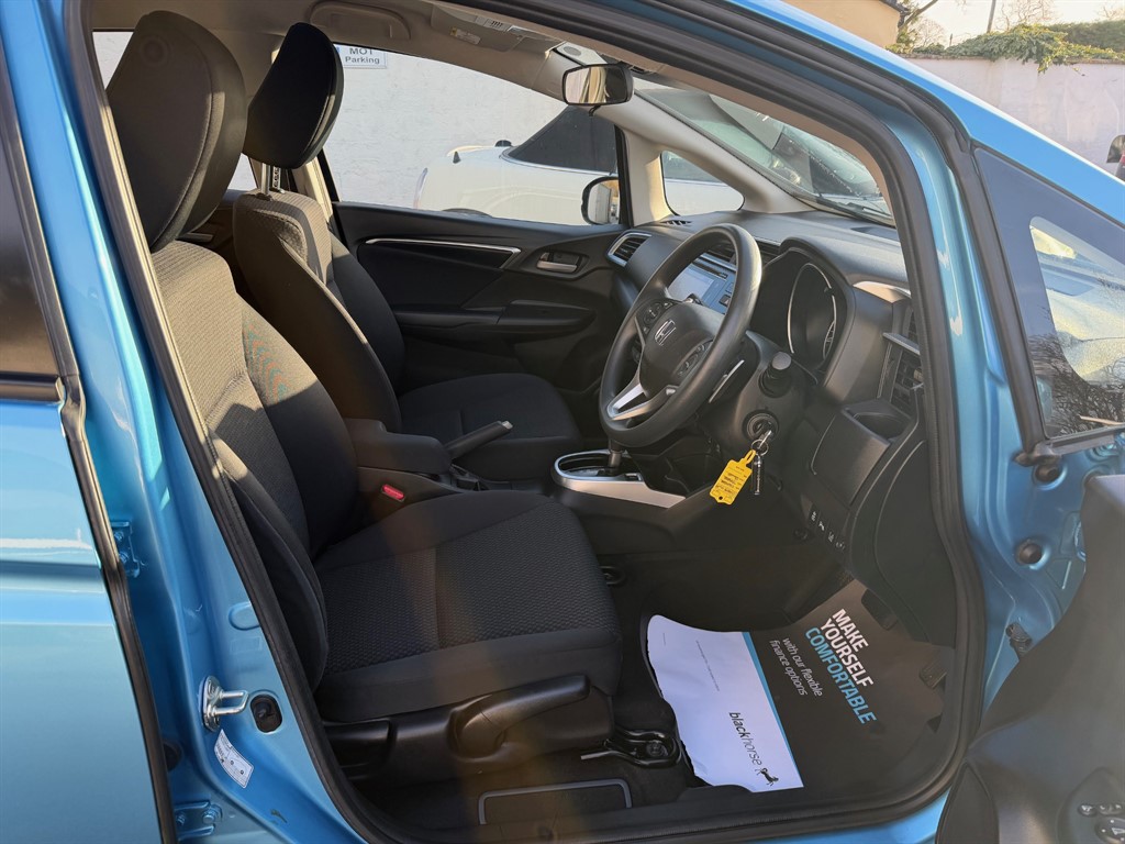 Used Honda Jazz 2018 for sale - 77354026: Photo 4