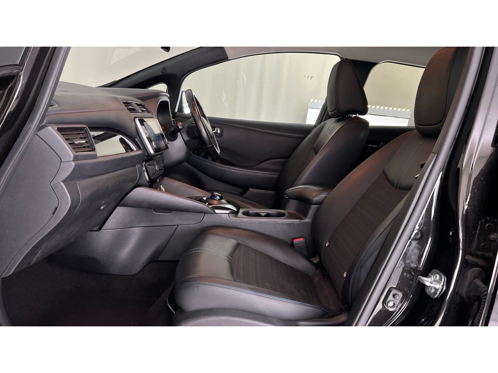 Used Nissan Leaf 2021 for sale - 77025695: Photo 11