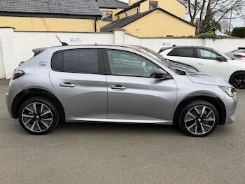 Used Peugeot E-208 2022 for sale - 77492974: Photo