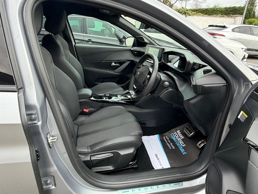 Used Peugeot E-208 2022 for sale - 77492974: Photo 4