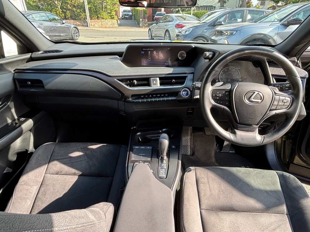 Used Lexus UX 2022 for sale - 76835099: Photo 5