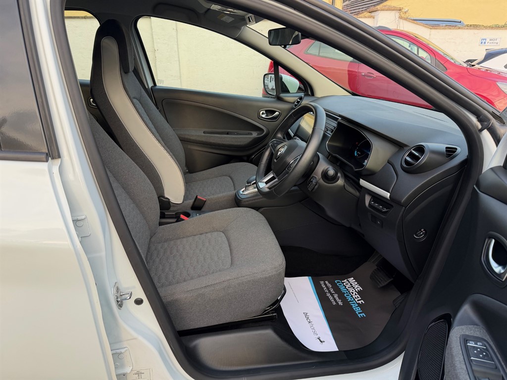 Used Renault Zoe 2021 for sale - 77942472: Photo 4