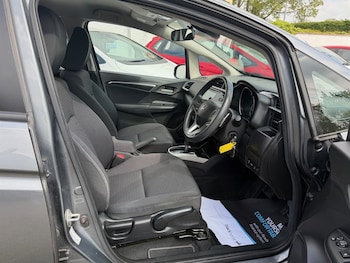 Used Honda Jazz 2018 for sale - 79583961: Photo