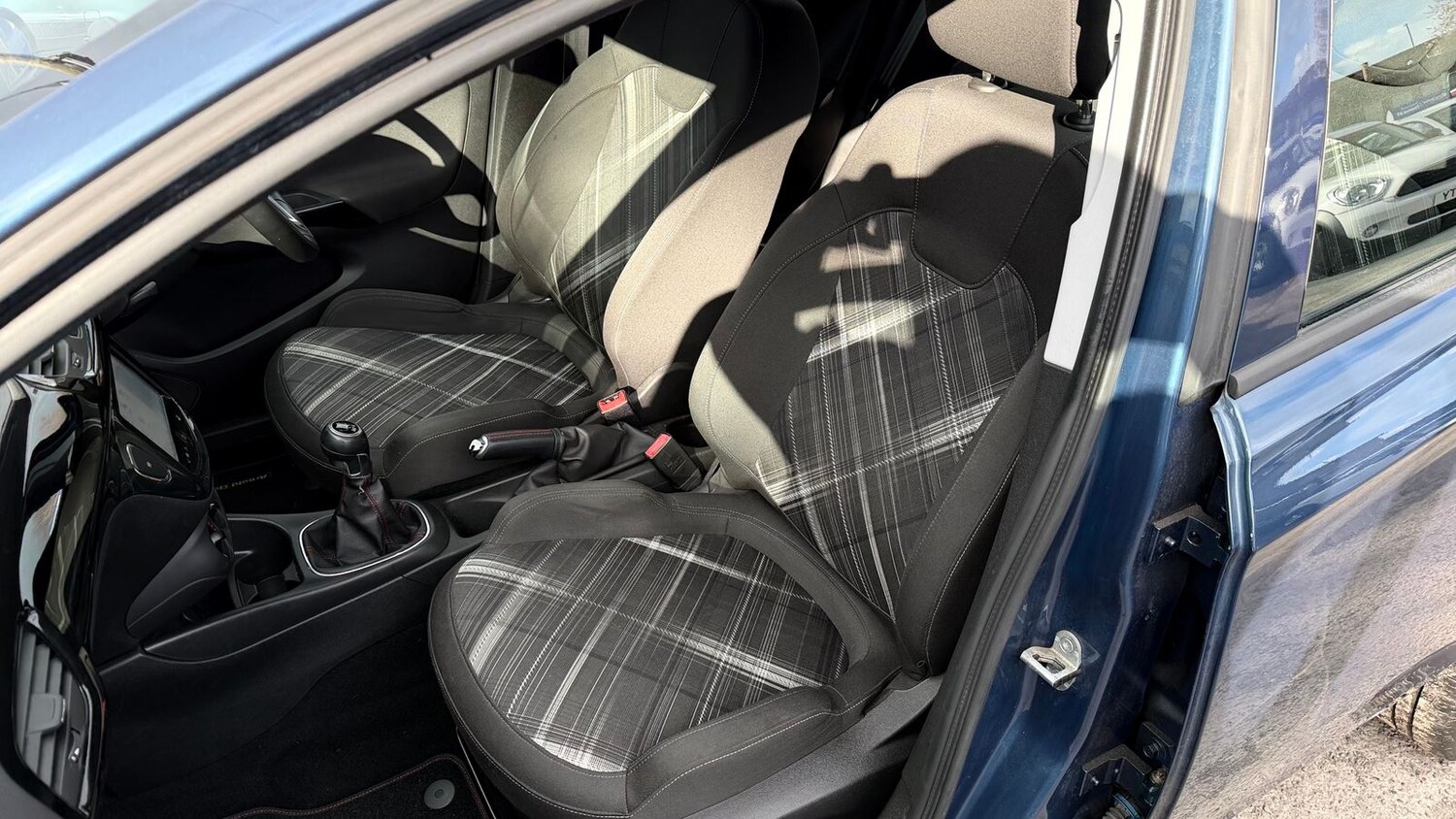 Used Vauxhall Corsa 2015 for sale - 77971938: Photo 21