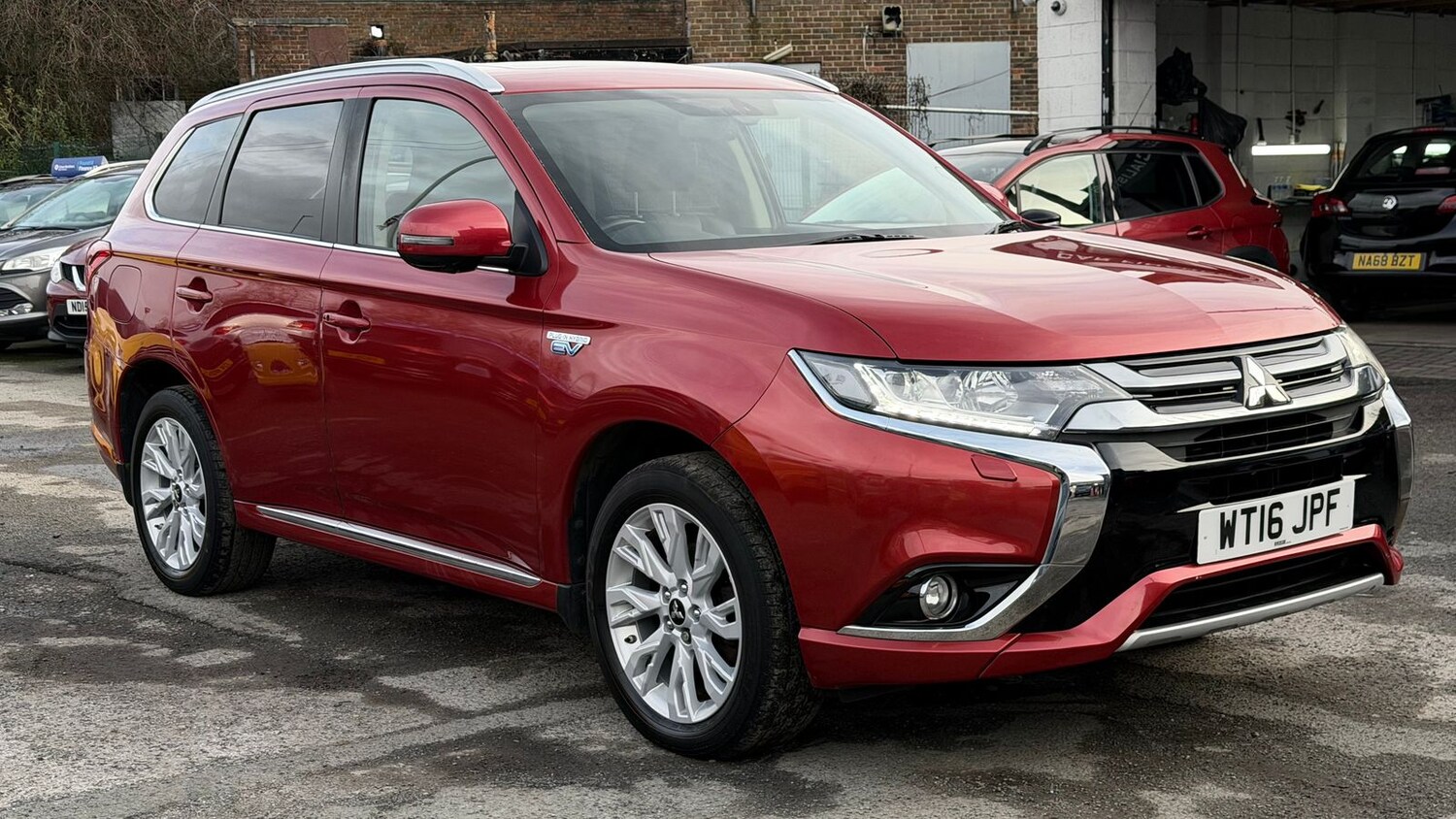 Used Mitsubishi Outlander 2016 for sale - 77588656: Photo 37