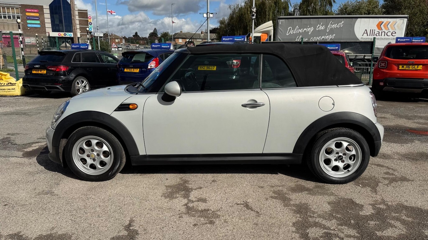 Vehicle 33
