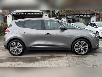 Used Renault Scenic 2018 for sale - 78020663: Photo