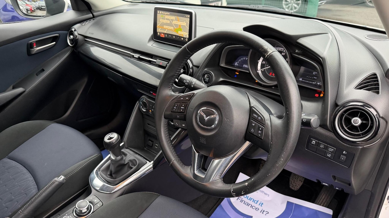 Used Mazda Mazda2 2015 for sale - 76552190: Photo 12