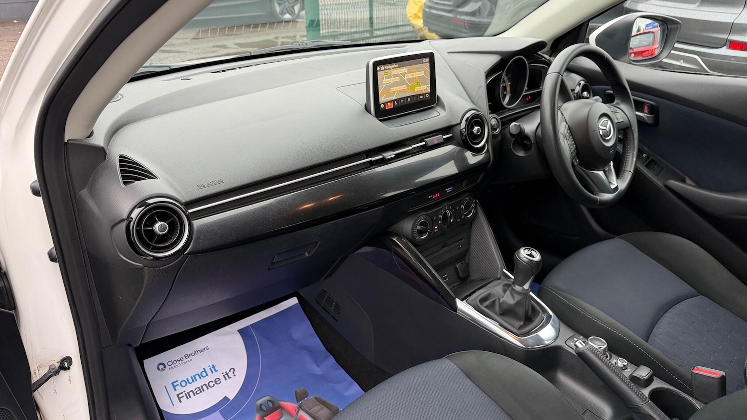 Used Mazda Mazda2 2015 for sale - 76552190: Photo 15