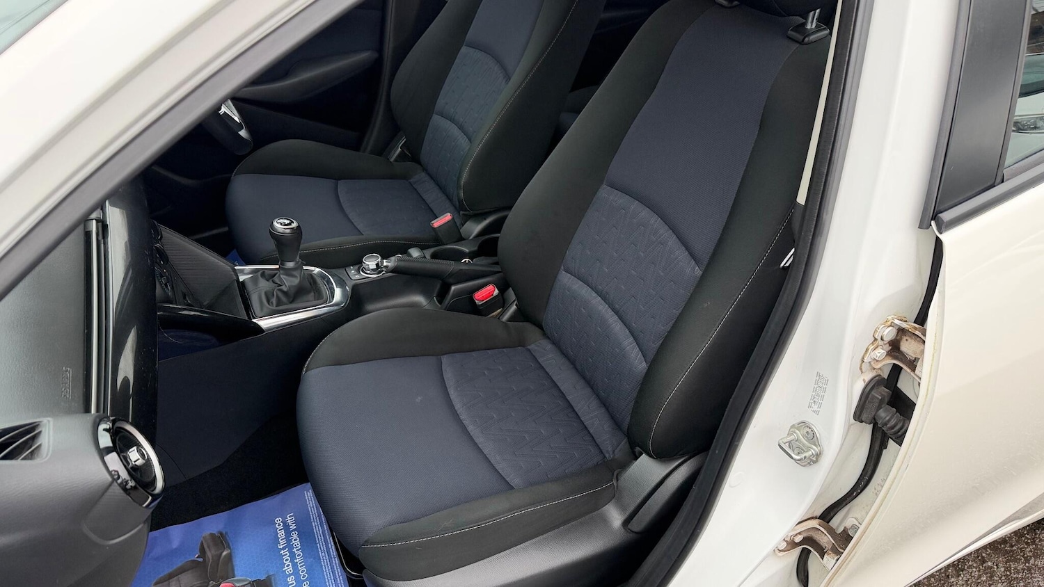 Used Mazda Mazda2 2015 for sale - 76552190: Photo 17