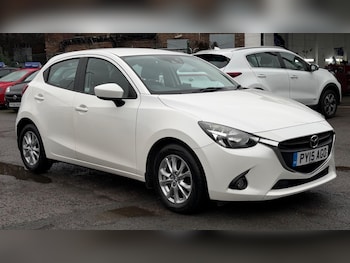Used Mazda Mazda2 2015 for sale - 76552190: Photo