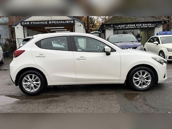 Used Mazda Mazda2 2015 for sale - 76552190: Photo