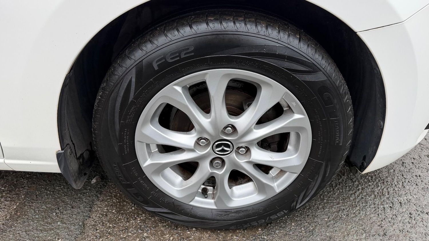 Used Mazda Mazda2 2015 for sale - 76552190: Photo 41