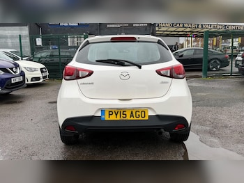 Used Mazda Mazda2 2015 for sale - 76552190: Photo