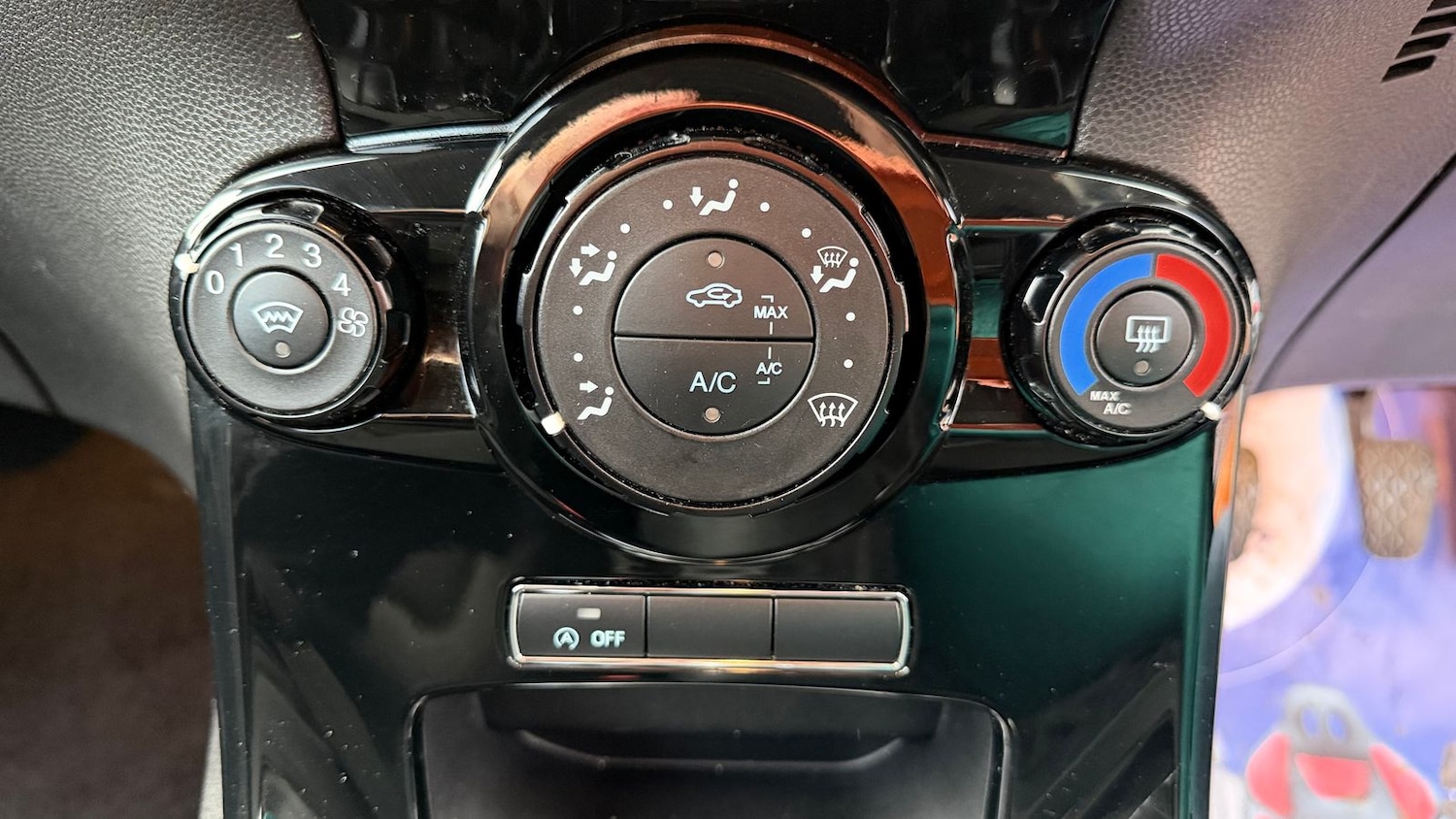 Used Ford Fiesta 2015 for sale - 77634724: Photo 21