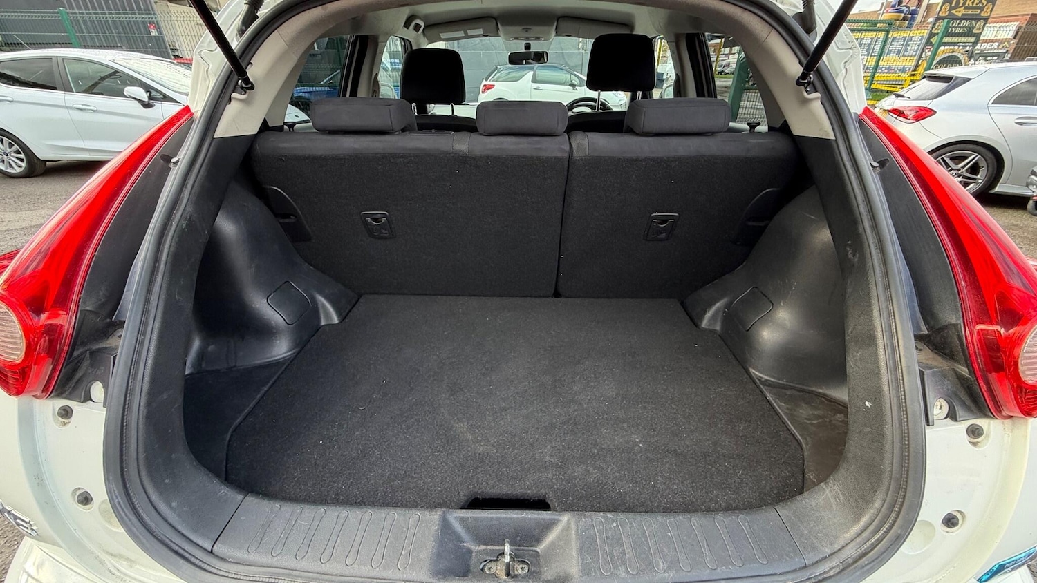 Used Nissan Juke 2014 for sale - 76338666: Photo 33